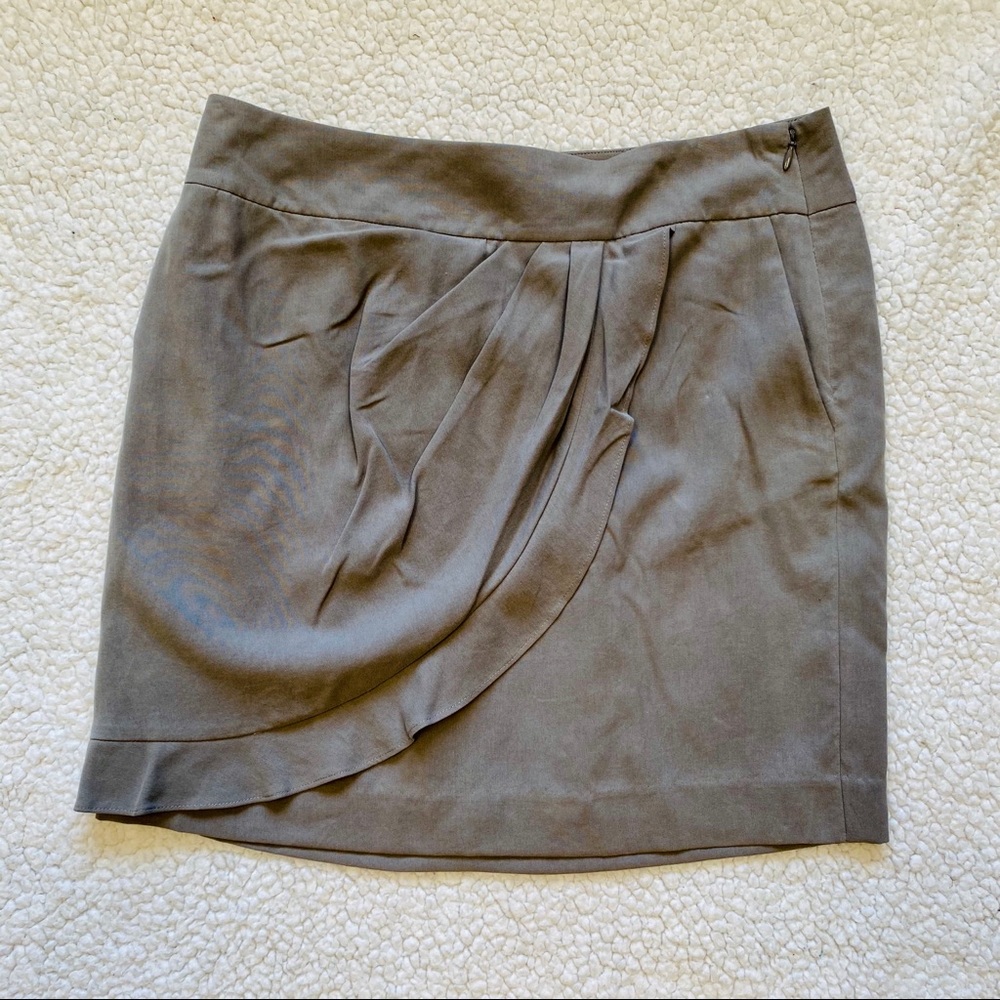 Ann Taylor Loft Petite skirt size 6P